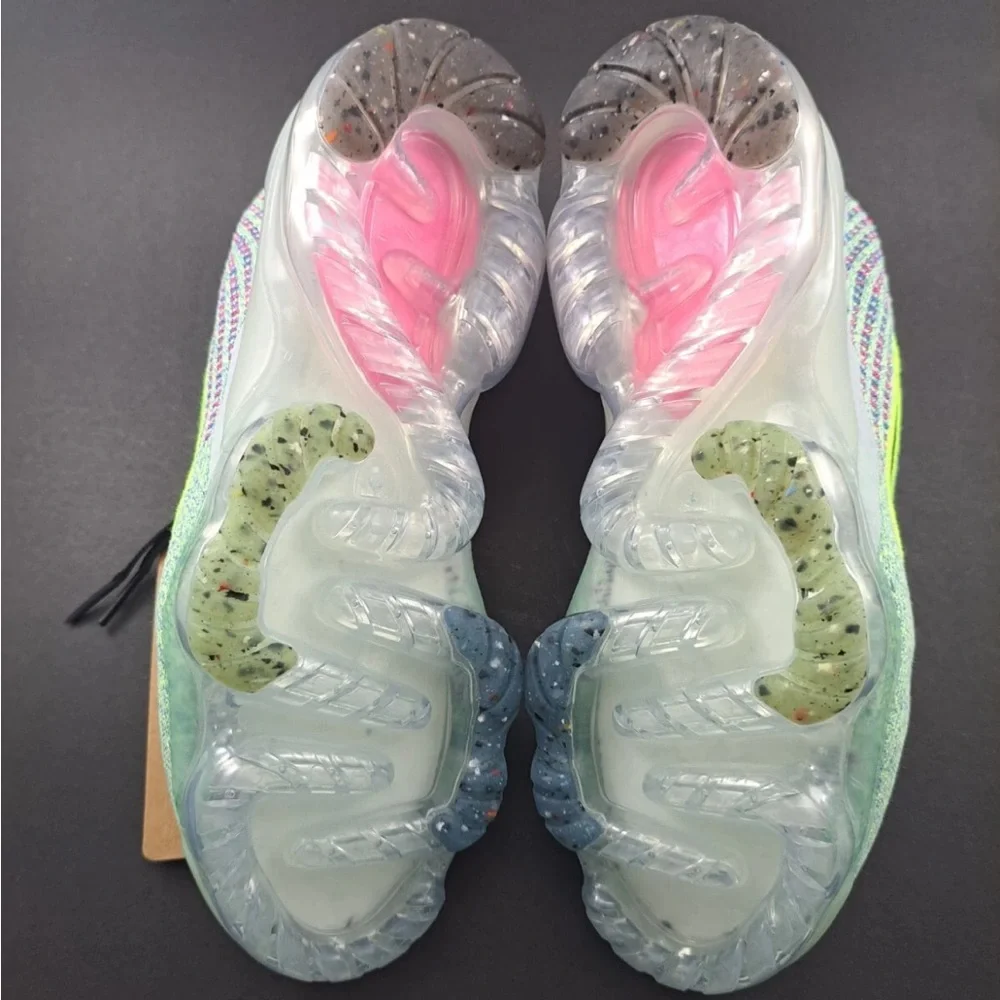 Nike Air VaporMax 2021 FK GS‎ Volt Photo Blue Woman’s Shoes Sz 7 / 5.5 Youth NWT